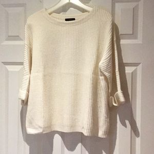 J Crew49% wool ivory 3/4 sleeve sweater.